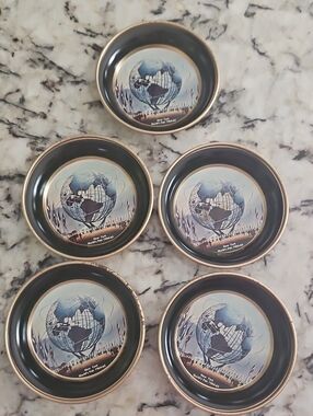 Vintage World's Fair Globe Tin Set - Blue, Black & Gold